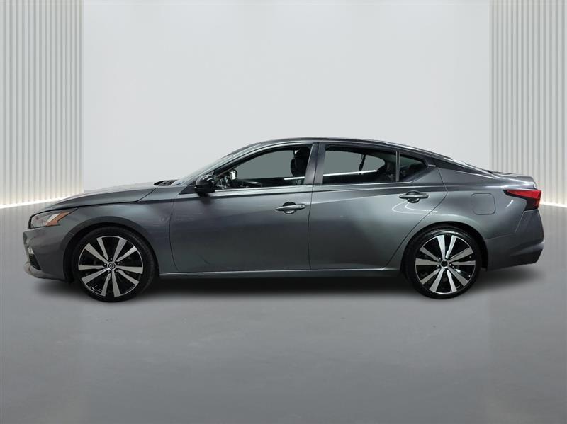 used 2022 Nissan Altima car, priced at $17,900