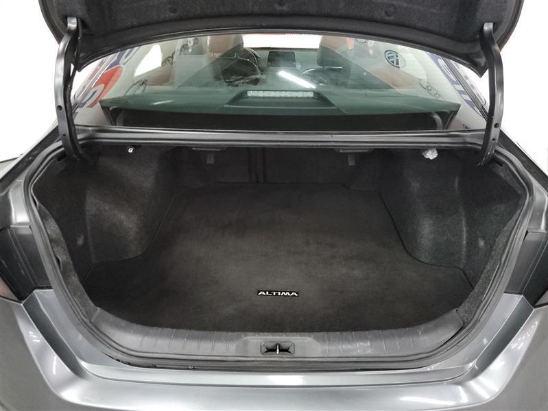 used 2022 Nissan Altima car, priced at $17,900
