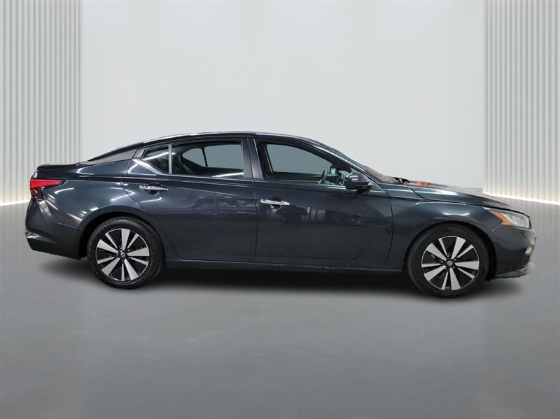 used 2022 Nissan Altima car, priced at $14,900