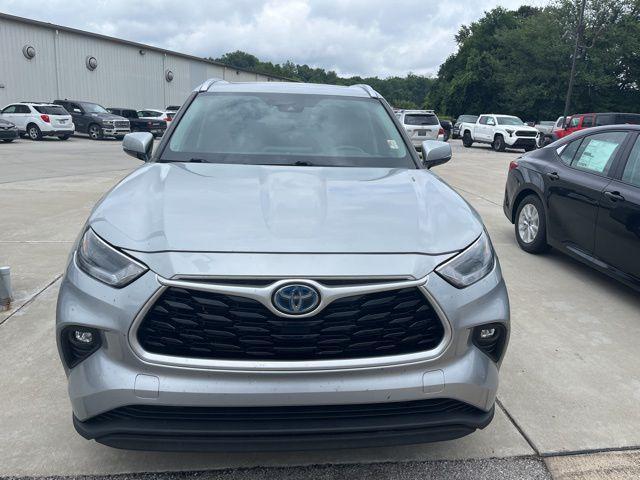used 2021 Toyota Highlander Hybrid car, priced at $31,588