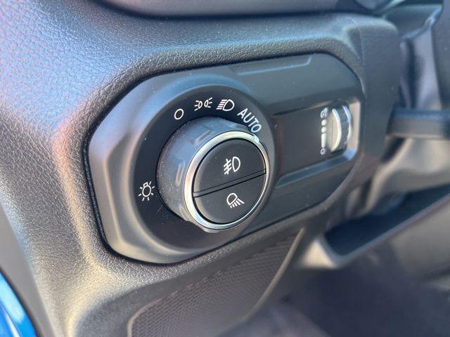 used 2023 Jeep Gladiator car, priced at $33,808
