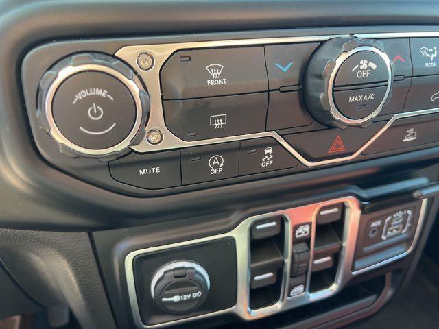 used 2023 Jeep Gladiator car, priced at $33,808
