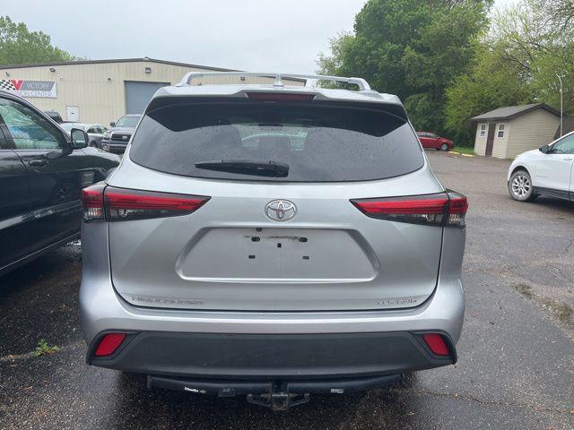 used 2020 Toyota Highlander car, priced at $28,898
