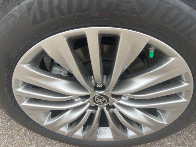 new 2025 Toyota Highlander car, priced at $55,042