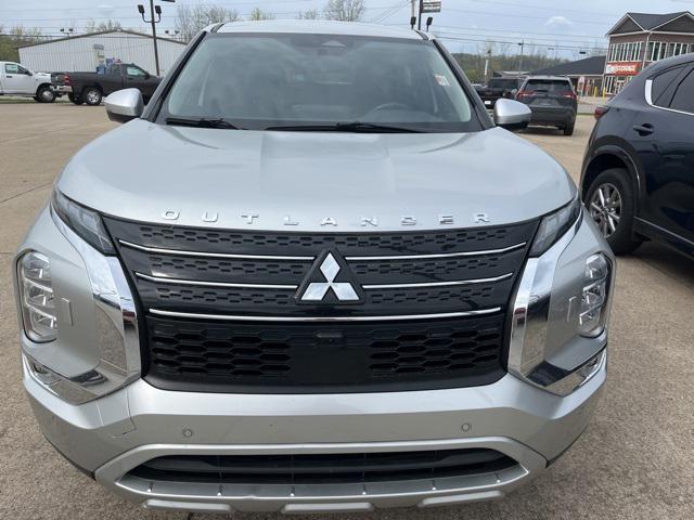 used 2022 Mitsubishi Outlander car, priced at $21,999