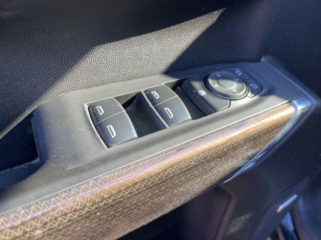 used 2021 Chevrolet Silverado 1500 car, priced at $32,639