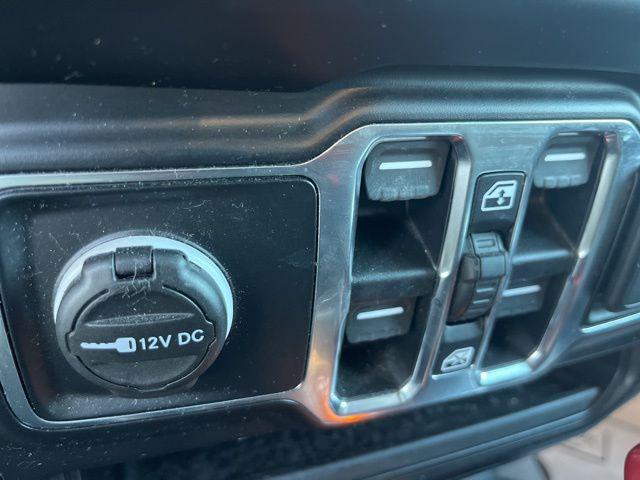 used 2021 Jeep Wrangler Unlimited car, priced at $29,547