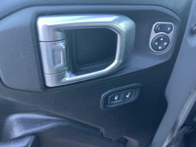 used 2021 Jeep Wrangler Unlimited car, priced at $29,547