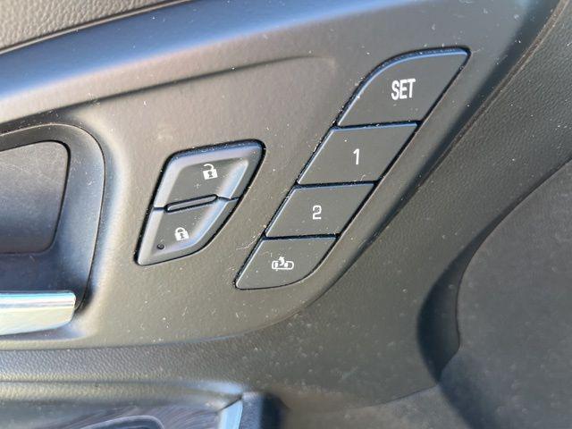 used 2017 Chevrolet Malibu car, priced at $12,574