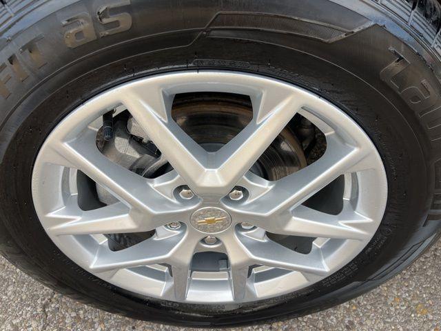 used 2022 Chevrolet Equinox car, priced at $20,416