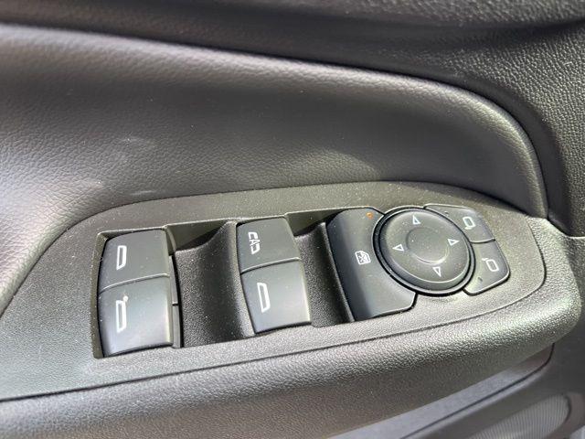 used 2022 Chevrolet Equinox car, priced at $20,416