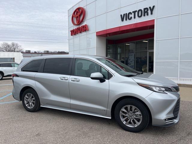 used 2021 Toyota Sienna car, priced at $24,999