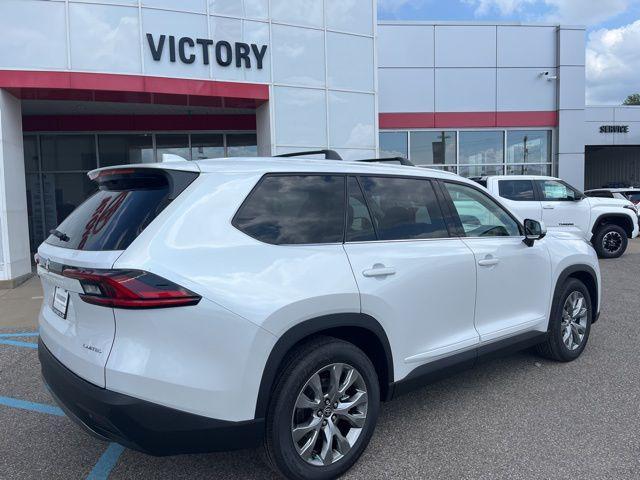 new 2025 Toyota Grand Highlander car, priced at $53,722