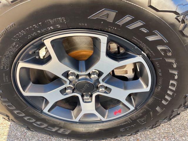 used 2021 Jeep Wrangler Unlimited car, priced at $32,874