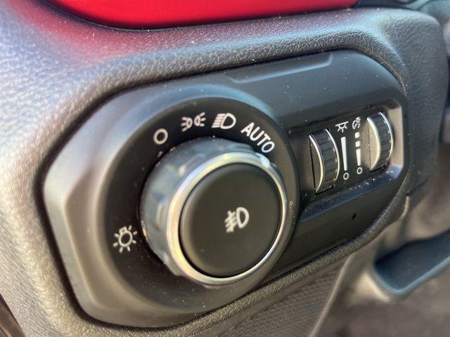 used 2021 Jeep Wrangler Unlimited car, priced at $32,874