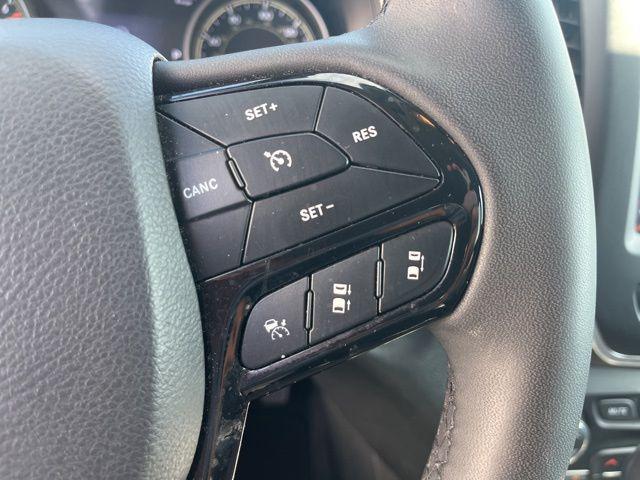 used 2023 Jeep Cherokee car, priced at $21,444