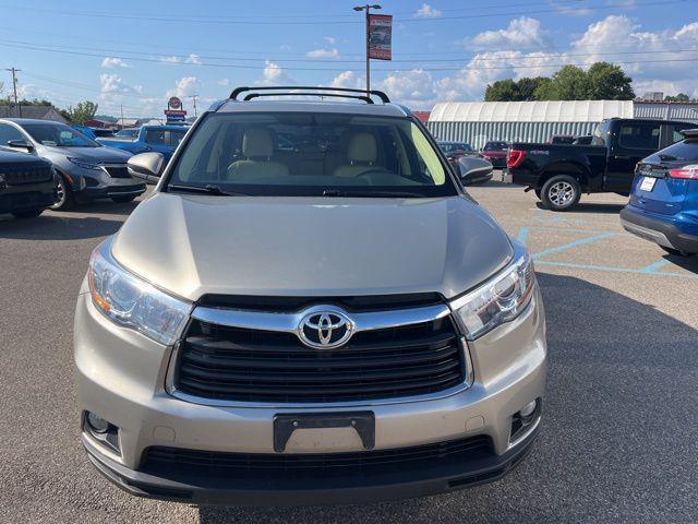 used 2015 Toyota Highlander car, priced at $18,515