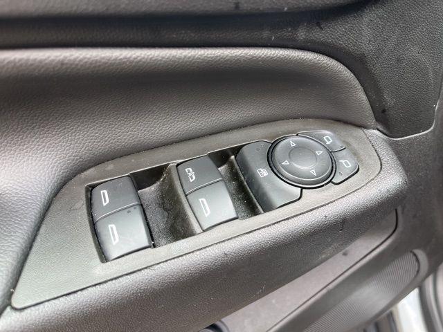 used 2024 Chevrolet Equinox car, priced at $22,146