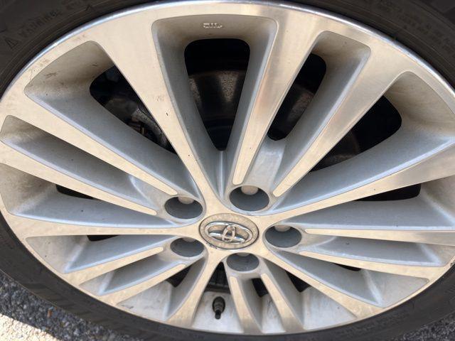 used 2013 Toyota Avalon Hybrid car, priced at $12,399