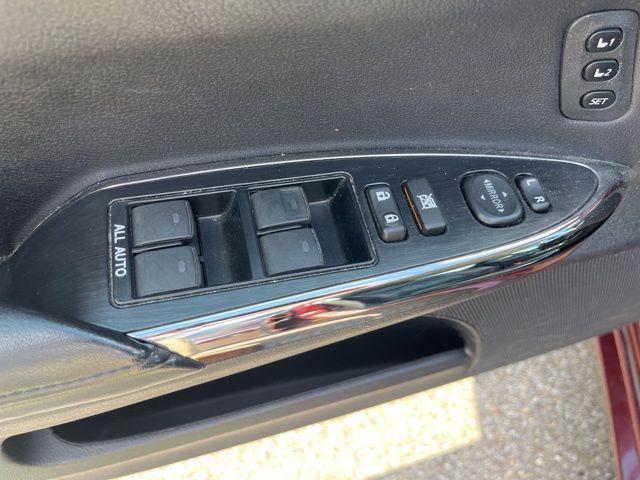 used 2013 Toyota Avalon Hybrid car, priced at $12,399