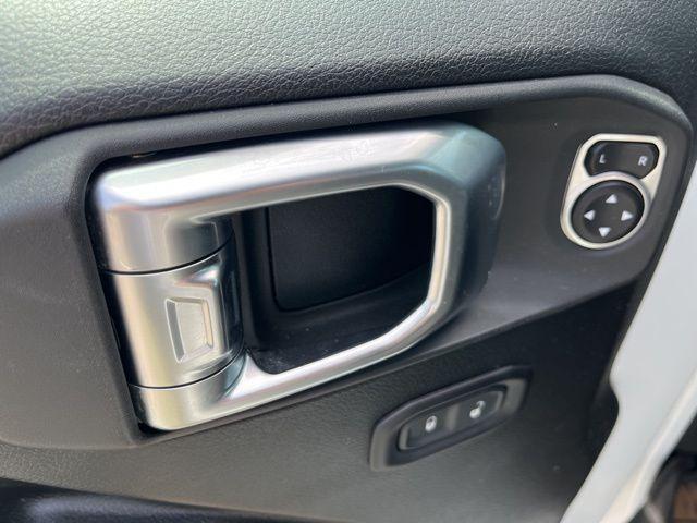 used 2020 Jeep Wrangler Unlimited car, priced at $28,076