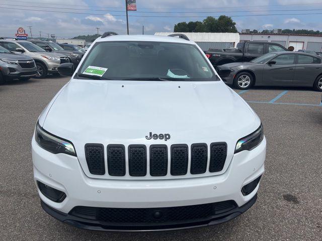 used 2023 Jeep Cherokee car, priced at $22,621