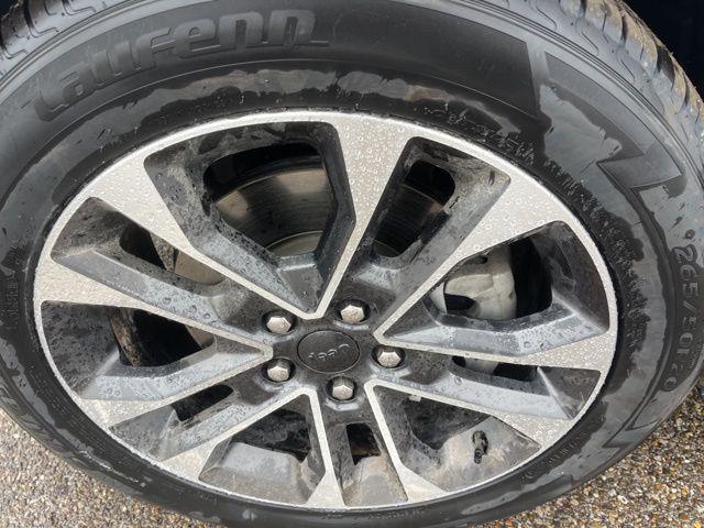 used 2023 Jeep Grand Cherokee L car, priced at $39,448