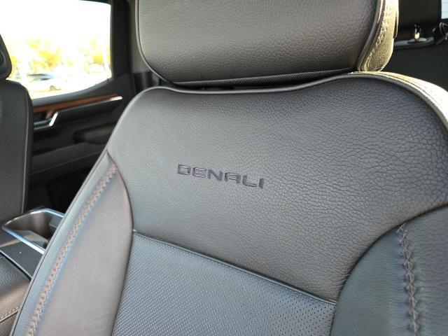 used 2022 GMC Sierra 1500 car, priced at $55,275