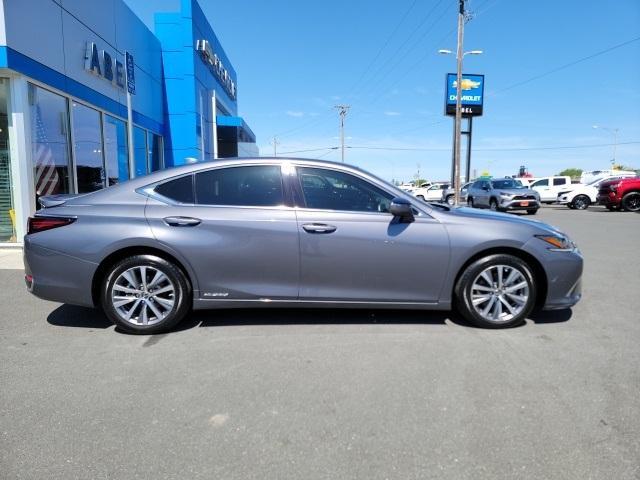 used 2021 Lexus ES 300h car, priced at $36,425