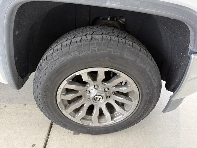 used 2018 GMC Sierra 1500 car, priced at $23,705