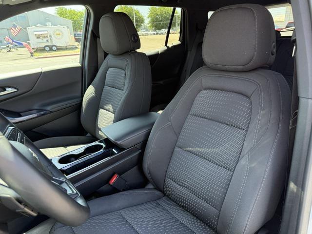 new 2025 Chevrolet Equinox car