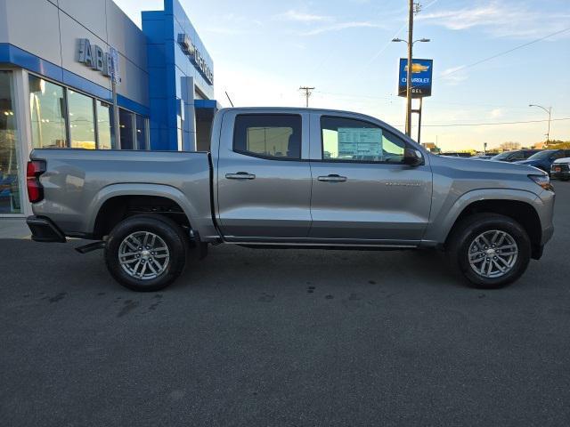 new 2025 Chevrolet Colorado car, priced at $39,999