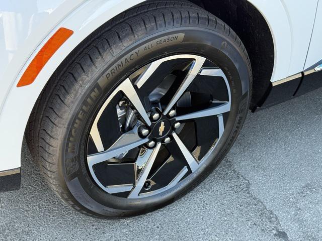 new 2025 Chevrolet Equinox EV car, priced at $40,960