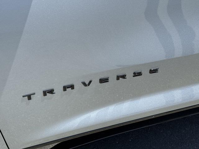 new 2025 Chevrolet Traverse car, priced at $60,205