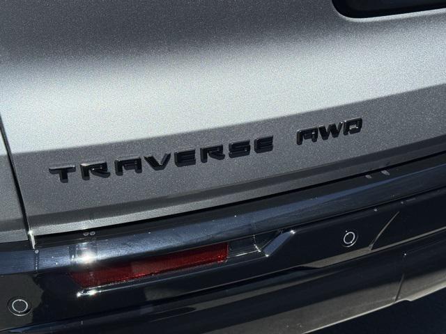 new 2025 Chevrolet Traverse car, priced at $60,205