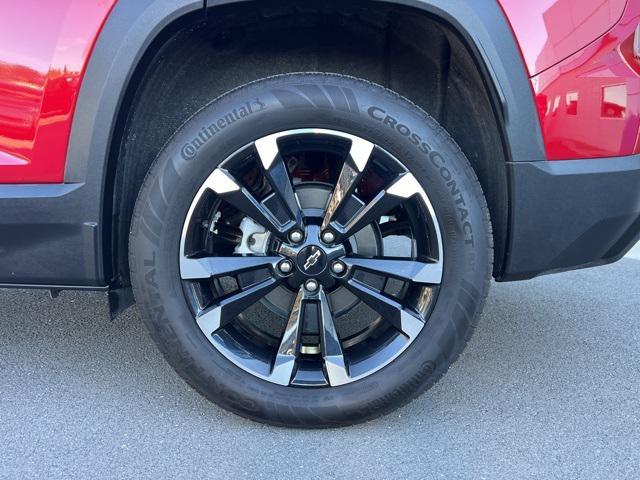 used 2025 Chevrolet Equinox car, priced at $33,194