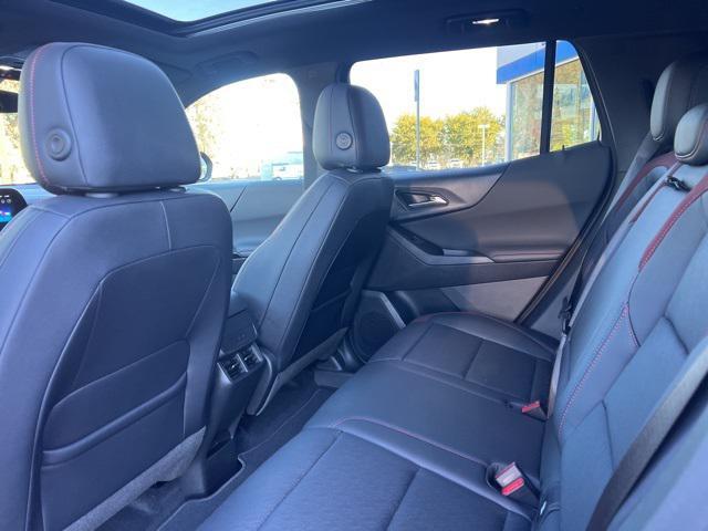 used 2025 Chevrolet Equinox car, priced at $33,194