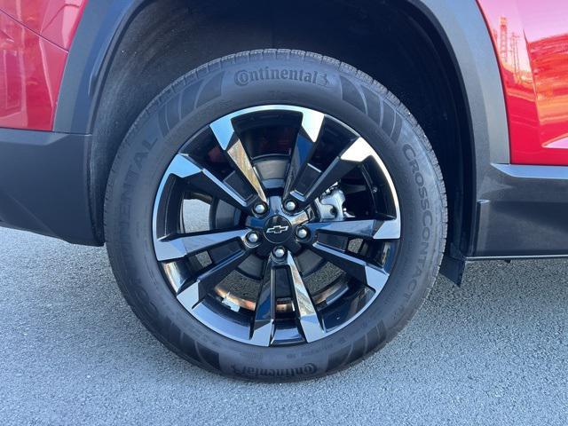 used 2025 Chevrolet Equinox car, priced at $33,194