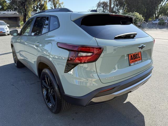 new 2025 Chevrolet Trax car, priced at $27,535