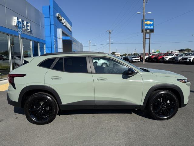 new 2025 Chevrolet Trax car, priced at $27,535