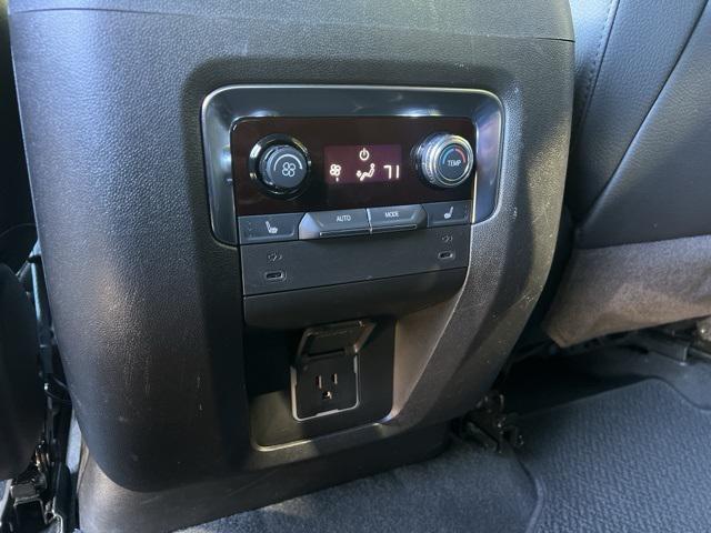 used 2025 GMC Yukon car, priced at $70,612