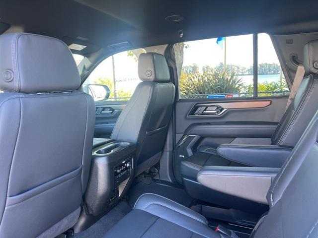 used 2025 GMC Yukon car, priced at $70,612