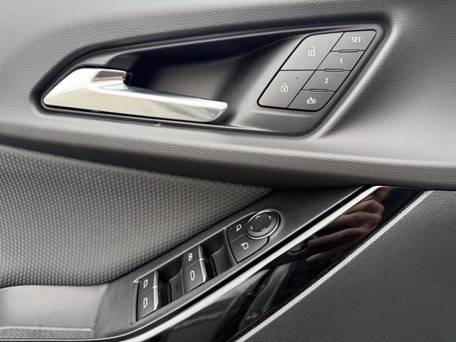 new 2026 Chevrolet Equinox car, priced at $36,170