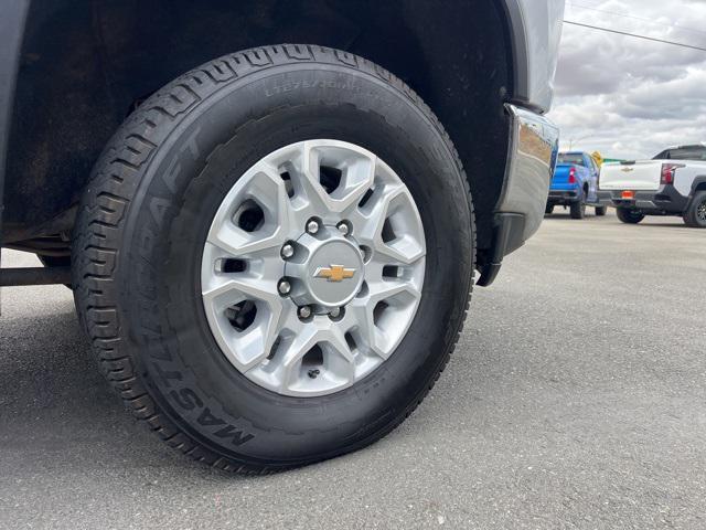 used 2022 Chevrolet Silverado 2500 car, priced at $45,045