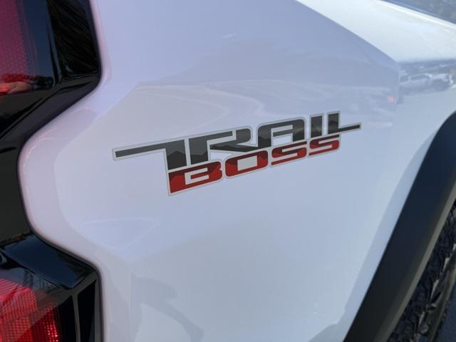 new 2025 Chevrolet Colorado car, priced at $45,465