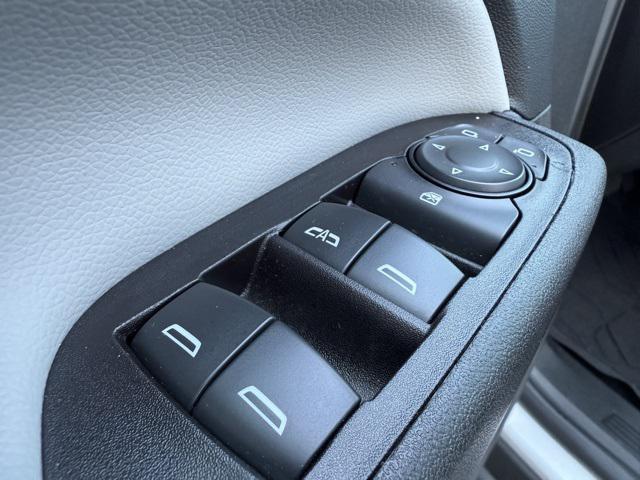used 2022 Chevrolet Equinox car, priced at $21,554
