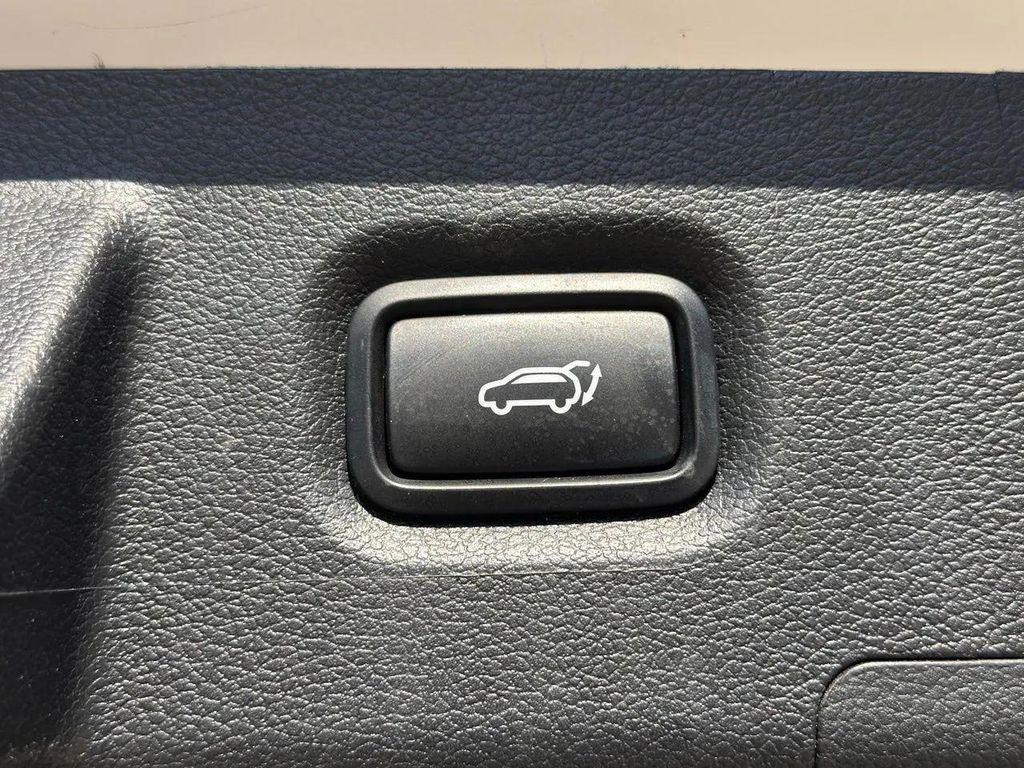 used 2022 Hyundai Santa Fe car, priced at $21,702