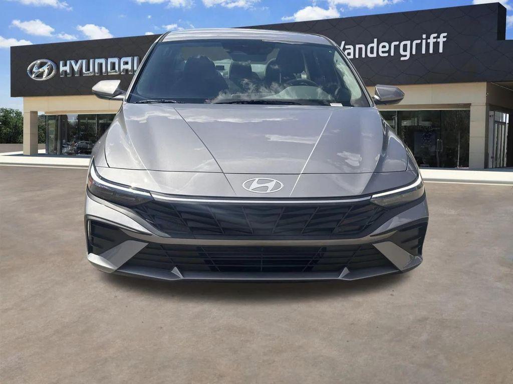 new 2025 Hyundai Elantra car, priced at $21,290