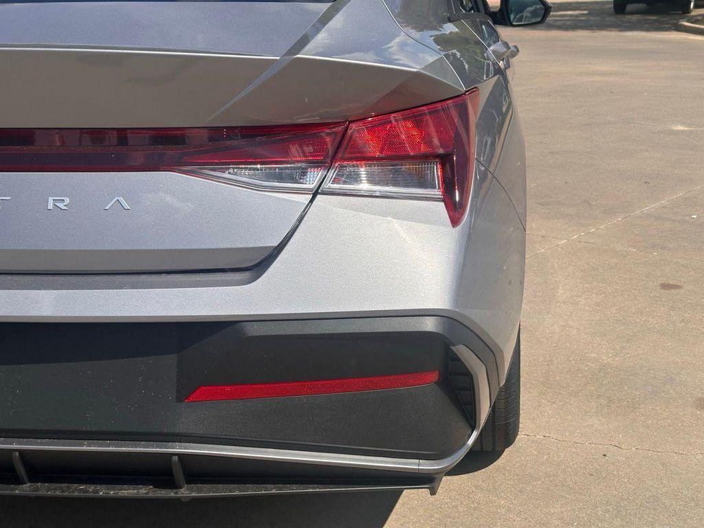 new 2025 Hyundai Elantra car, priced at $21,290