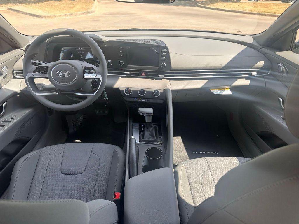 new 2025 Hyundai Elantra car, priced at $21,290